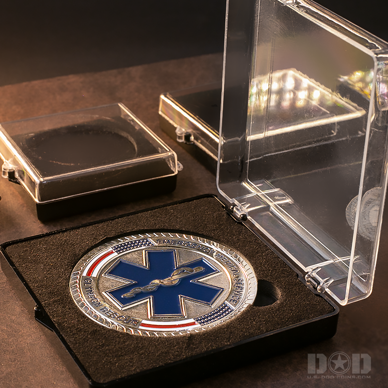 free-acrylic-case-with-custom-challenge-coin-order